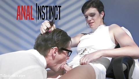 Smoking hot girls getting off