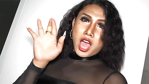 Milfessional and ready to get into