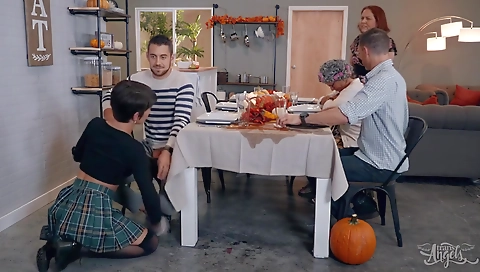 Mature woman fucking her way with a dildo