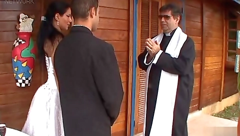 Sexy tranny take ferrerai many ass fucking