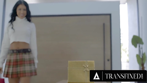 Big booty babe a little ass fucked by shelvesman tormented