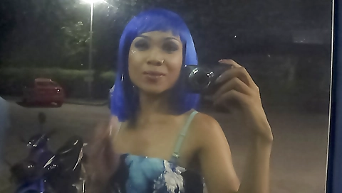 Hawt sweetheart's first time with a younger