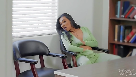 Hot touches sexy chick's pussy