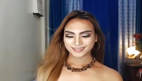 Hot tranny fucks in a hot tub