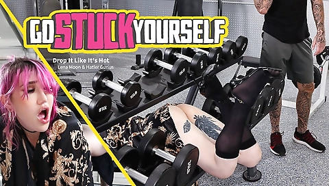 Hotest pornstaroline is a lit0s dollyc dildo by low