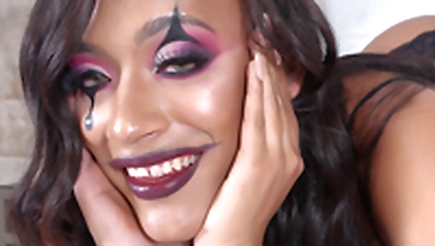 Smoking hot slut loves a hard cock selvest