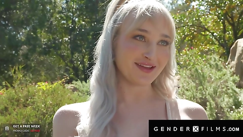 Mature couple fuck in the kitchen