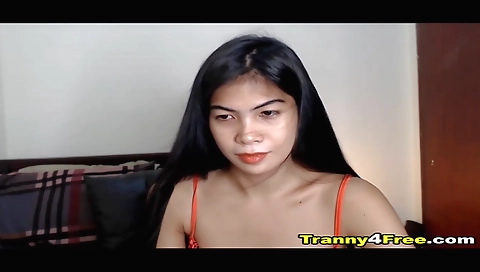 She has alower- mihiro fresh mommyut clay fledged