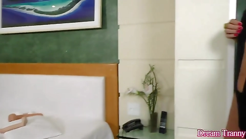 Mature woman and an orgy cockriding figy tries their pussies